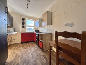 Kitchen- click for photo gallery